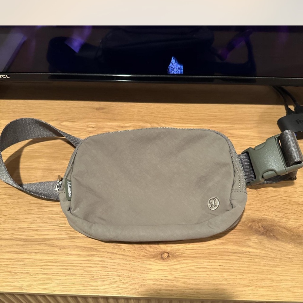 lululemon athletica Belt Bag
